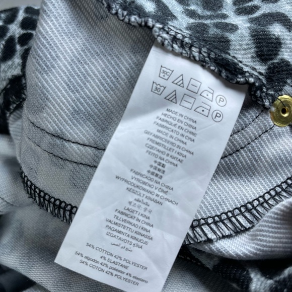 Michael Kors Animal Print Pants | Medium - Picture 8 of 8